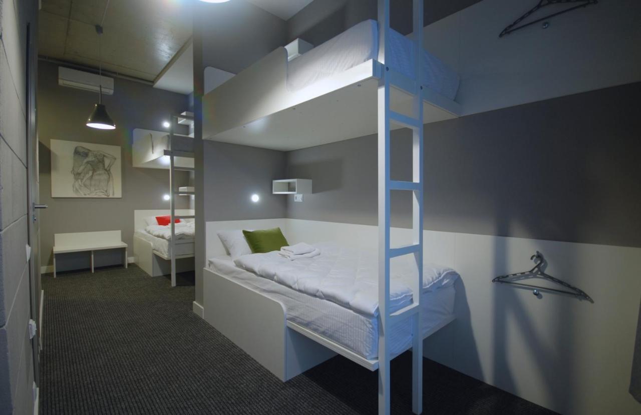 Cubby Hotel Львів Екстер'єр фото